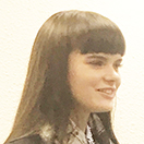 karolina, English school student London