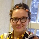 Yse, English school student London